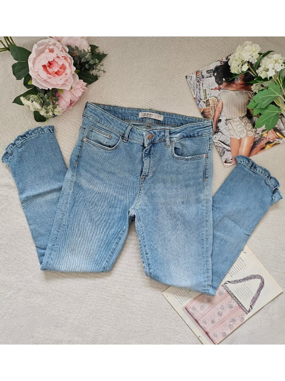 Zara Y2K Style Ruffle Bottom Light Wash Slim Jeans 8 - Picture 2 of 10
